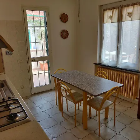 Casa Il Carruggio Appartamento San Bartolomeo Al Mare